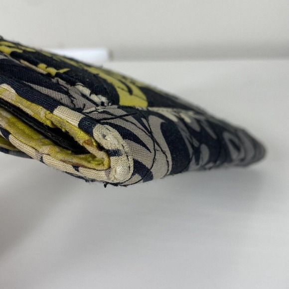 EUC Vera Bradley Baroque Trifold Euro Compact Paisley Wallet For Crafts/Repairs - Picture 5 of 11